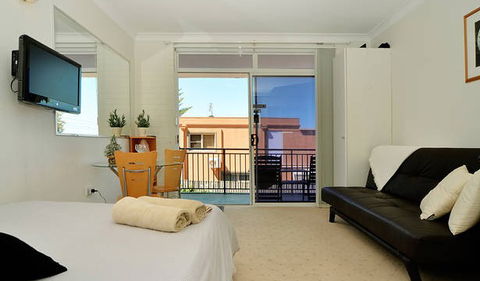 Beach Studio On Bombo - Accommodation Australia 5