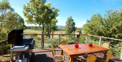 Cicada Country House - Accommodation Australia 5