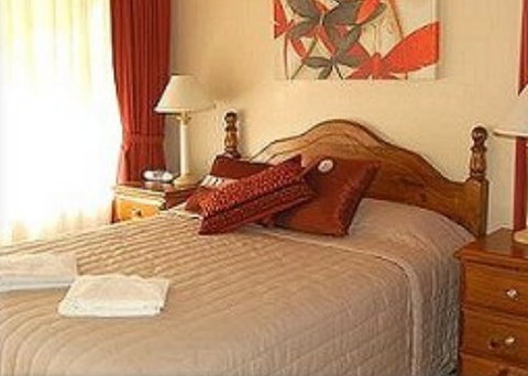 Boutique Escape - Lake Macquarie Resort Accommodation - Local Tourism 1