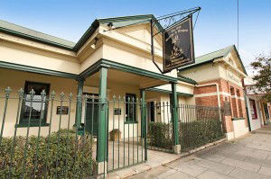 The Old George And Dragon Guesthouse - Accommodation Australia 1