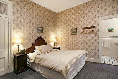 The Old George And Dragon Guesthouse - Accommodation Australia 3