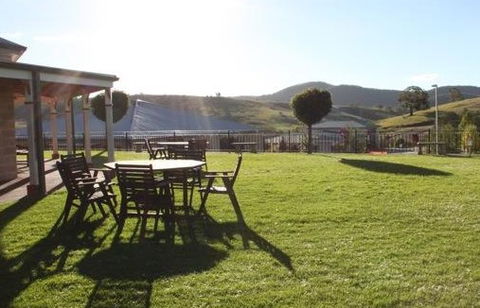 Bowen Inn - Local Tourism 0