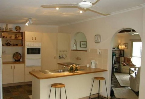 Waterfront Oasis - Accommodation Australia 2