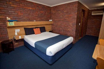 Blue Shades Motel - Australia Shopping 3