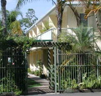 Bayshores Holiday Apartments - Accommodation Australia