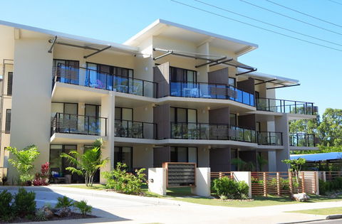 Agnes Water Beach Club - Local Tourism 4