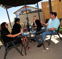 Gladstone Heights Executive Apartments - Accommodation Australia