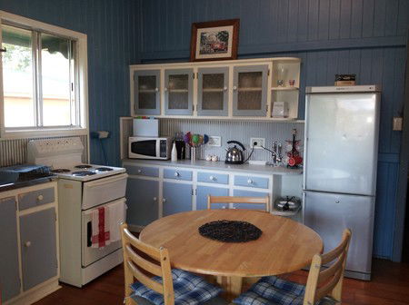 Auckland Street Queenslander - Accommodation Australia 3