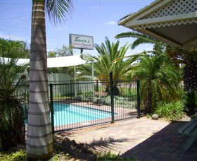 Banjos Overnight & Holiday Units - Accommodation Australia 0