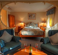 Honeysuckle Cottages and The Rocks Restaurant - Local Tourism
