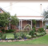 Guy House Bed and Breakfast - Local Tourism