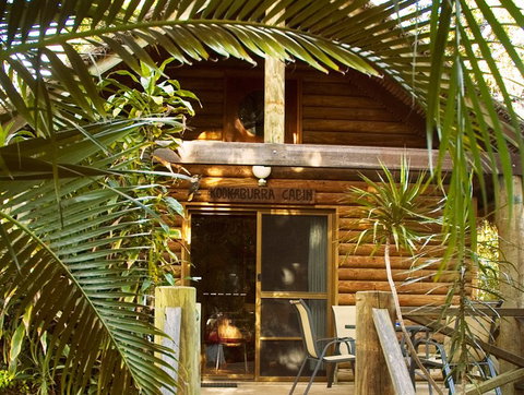 Straddie Bungalows - Local Tourism 5