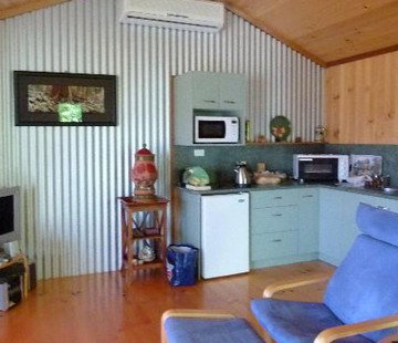 Tuckeroo Cottages And Gardens - Accommodation Australia 2