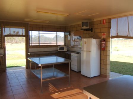 Explorers Caravan Park - Local Tourism 2