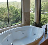 Ravensbourne Escape Kookaburra Kottage - Accommodation Australia