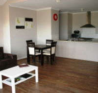 Cosy Corner Beach Cottages - Local Tourism