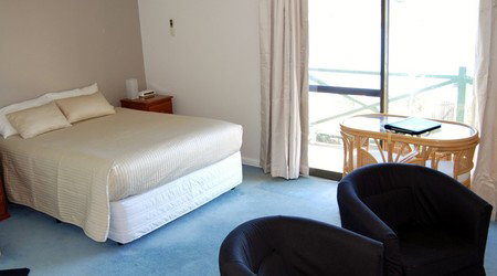 Martin Fields Beach Retreat - Accommodation Australia 1