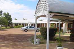 Landsborough Lodge Motel - Accommodation Australia 0