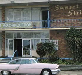Sunset Strip Budget Resort - Accommodation Australia 1