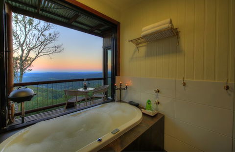 At Remingtons B & B - Local Tourism 5