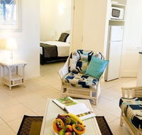 Freestyle Resort Port Douglas - Australia Shopping