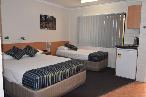 Billabong Motor Inn - Accommodation Australia 0