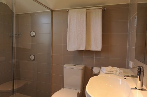 The Haus Studio Apartments - Accommodation Australia 4