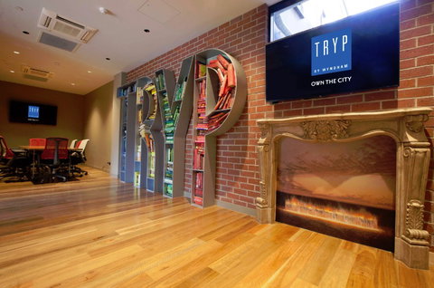 TRYP Brisbane - Bed n Breakfasts 1