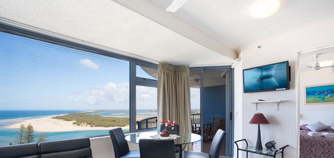 Centrepoint Holiday Apartments Caloundra - Accommodation Australia 3