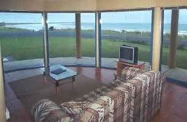 Horizons Beachfront Apartment - Local Tourism 0