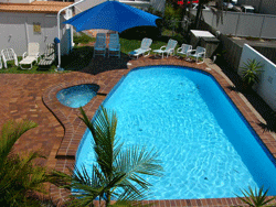 Burleigh Point Apartments - Accommodation Australia 3
