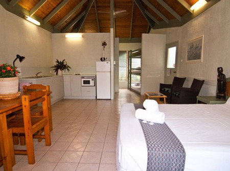 Island Leisure Resort - Local Tourism 2