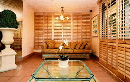 Esplanade Luxury Beachfront Apartments - Local Tourism