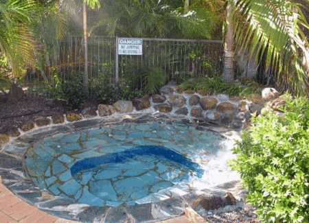 SMART MOTELS BERT HINKLER - Australia Shopping 2