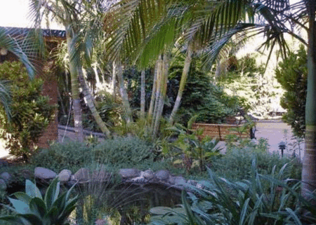 SMART MOTELS BERT HINKLER - Australia Shopping 3