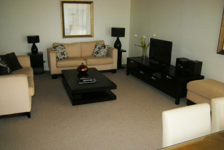 Pacific Regis Beachfront Apartments - Local Tourism 2