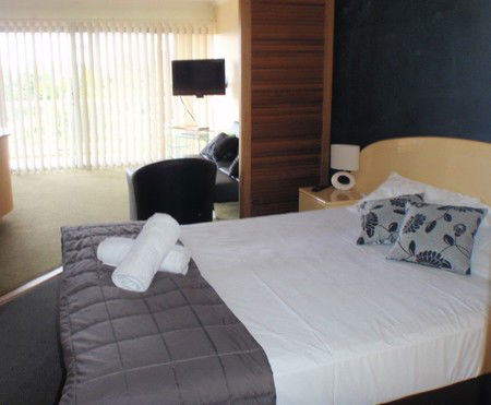 Rays Resort Apartments - Accommodation Australia 3