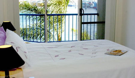 Port Lincoln Waterfront Apartments - Australia Shopping 3