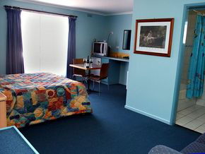 Central Motel Port Fairy - Local Tourism 1