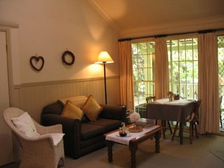 Harrow Cottages - Local Tourism 3