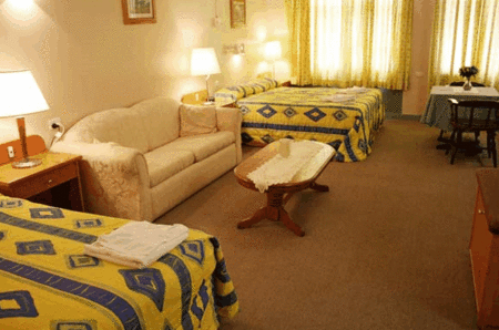 Royal Centrepoint Motel - Australia Shopping 1