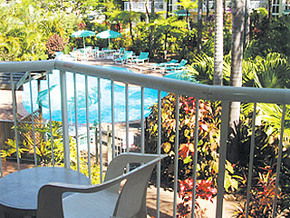 Mari Court Resort - Australia Shopping 2