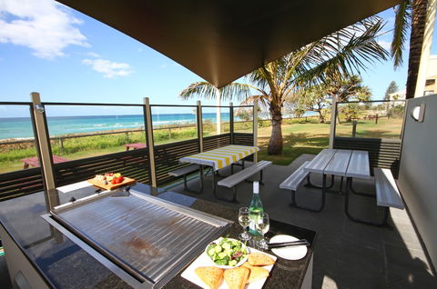 San Simeon Beachfront Apartments - Accommodation Australia 3
