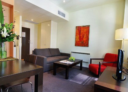 Quest On William - Local Tourism 1