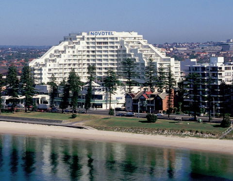 Novotel Sydney Brighton Beach - Australia Shopping 3