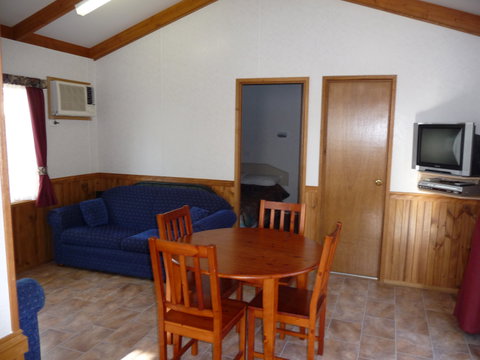 BIG4 Renmark Riverfront Caravan Park - Accommodation Australia 2