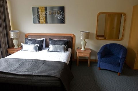 Comfort Inn Robert Towns Motel - Accommodation Australia 4