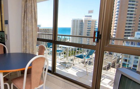 Promenade Apartments - Australia Shopping 1