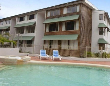 Whale Watch Ocean Beach Resort - Local Tourism 1