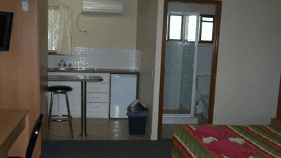 Nanango Fitzroy Motel - Local Tourism 3